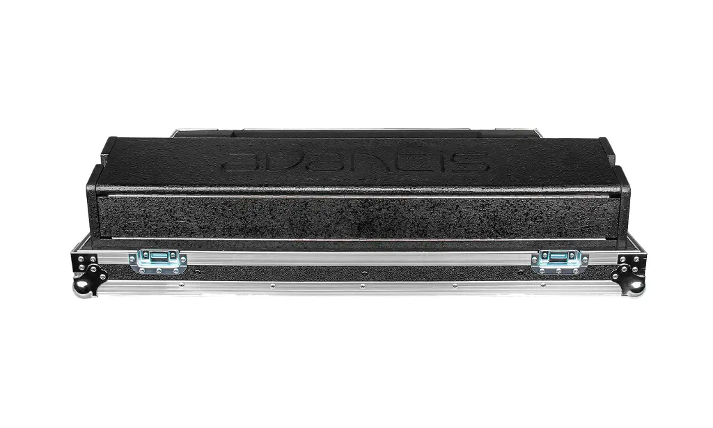 Avantis-rear.webp